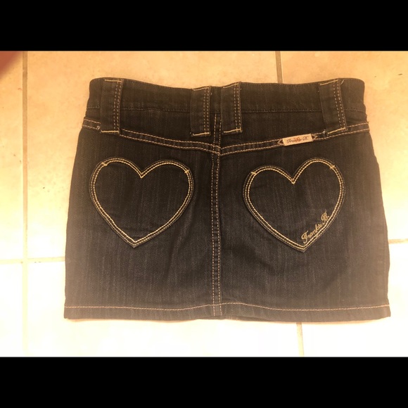 FRANKIE B BLACK JEAN MINI SKIRT - Picture 1 of 4
